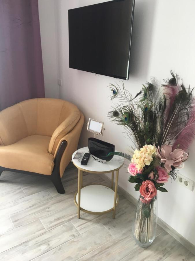 Lotus Blue Apartment Мамая Екстериор снимка