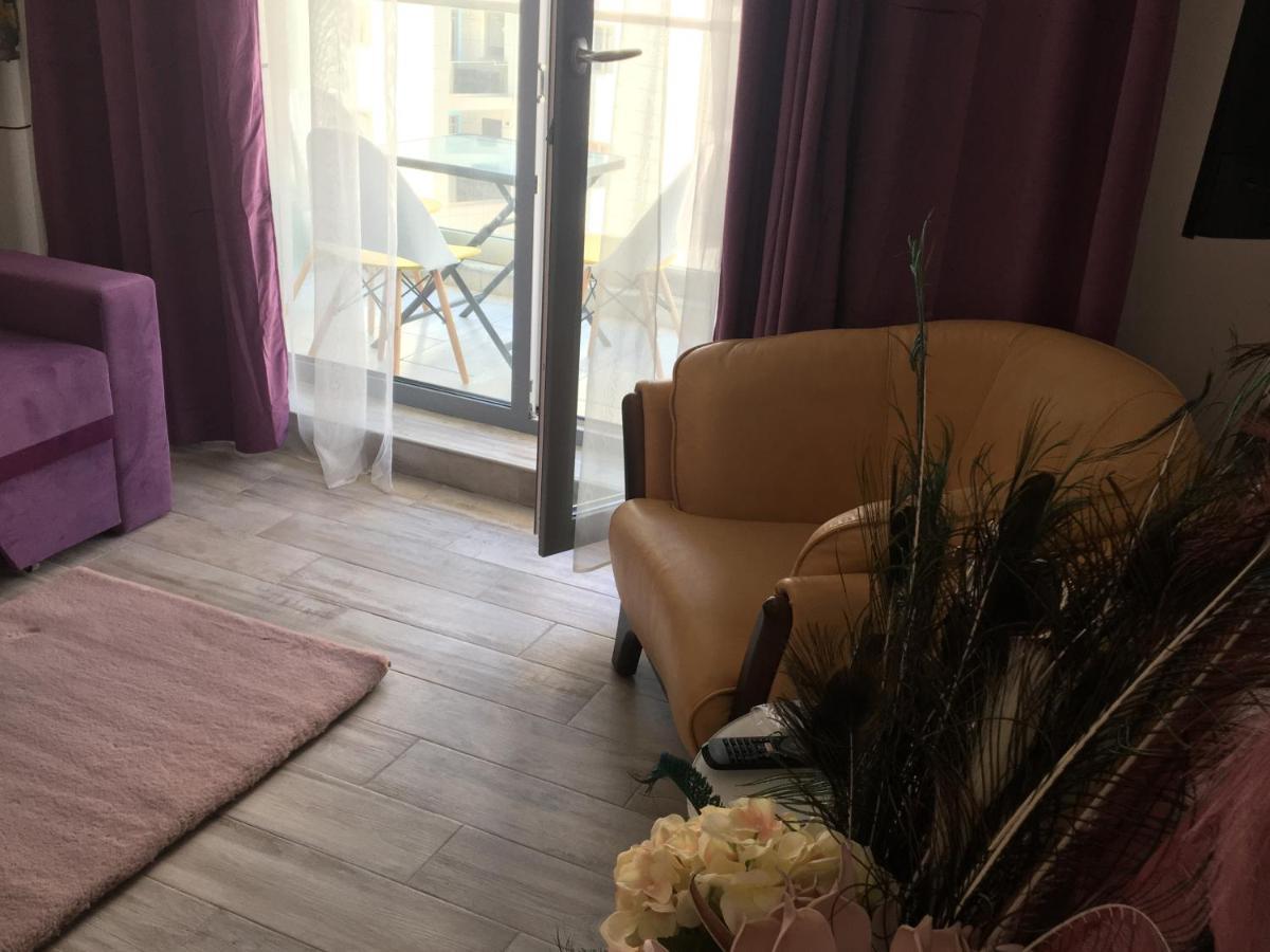 Lotus Blue Apartment Мамая Екстериор снимка